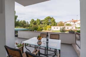 Klimatisierte Ferienwohnung Marica 2 Mit Balkon